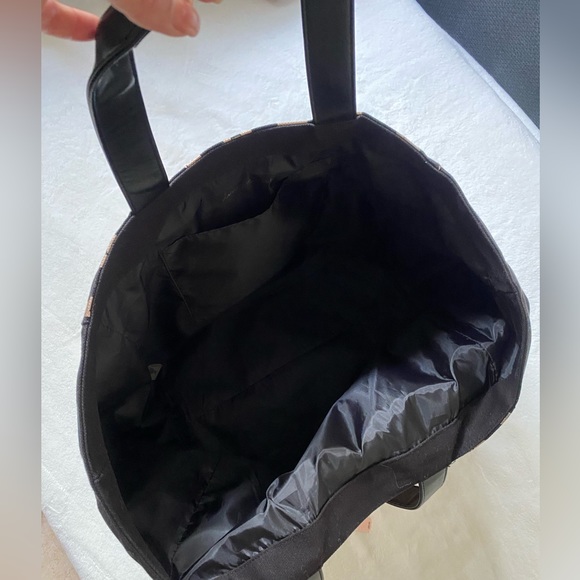 Victoria Secret bag 💼 - Picture 12 of 14